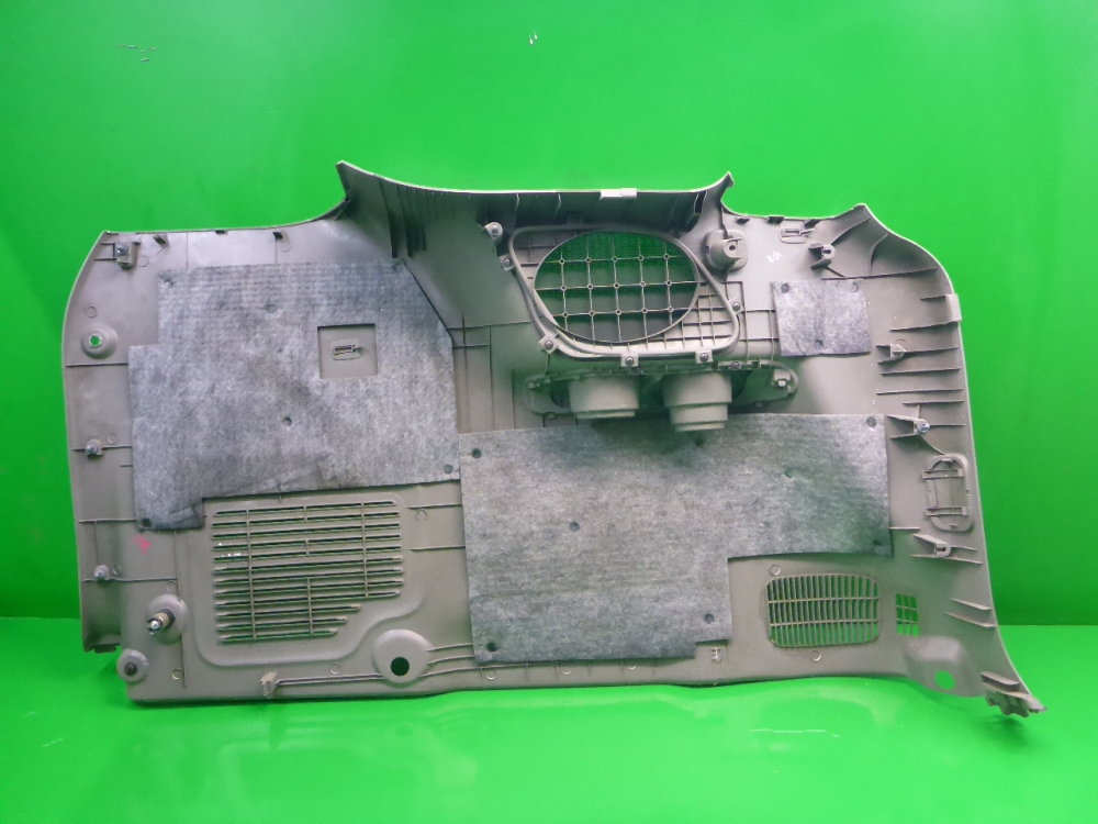 Обшивка багажника