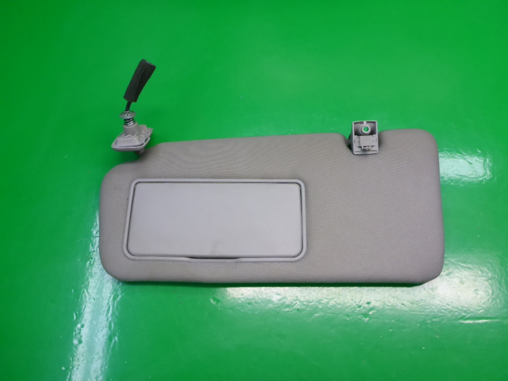 Козырек солнцезащитный