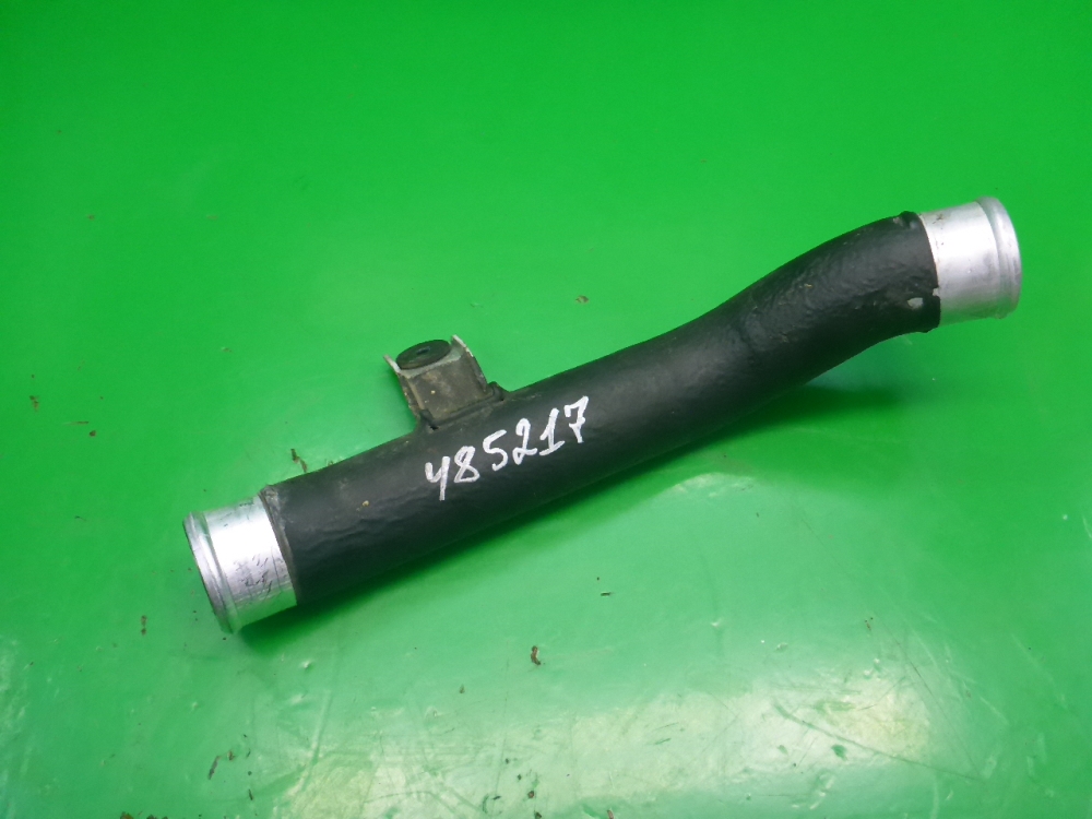 Патрубок интеркулера