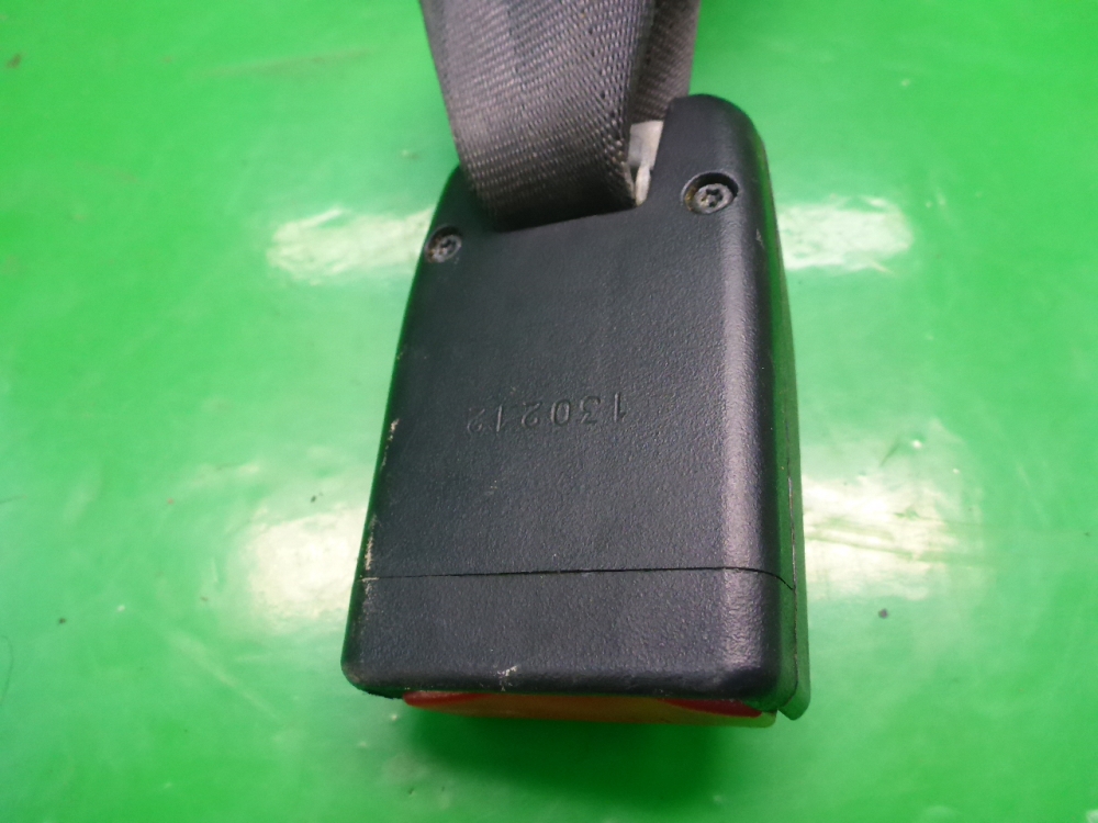 Ремень безопасности