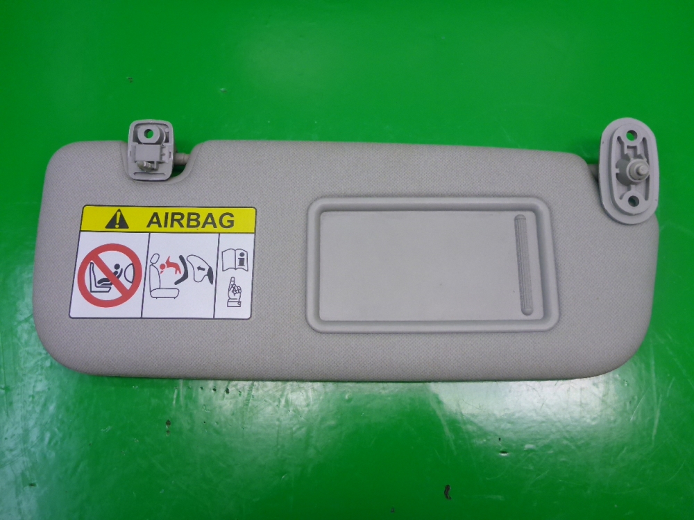 Козырек солнцезащитный