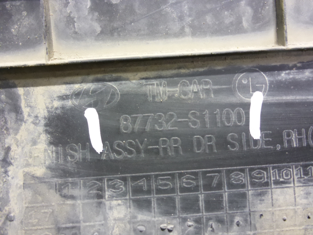 Накладка двери задней правой