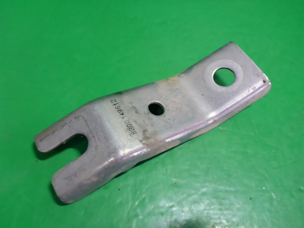 Кронштейн опоры двигателя