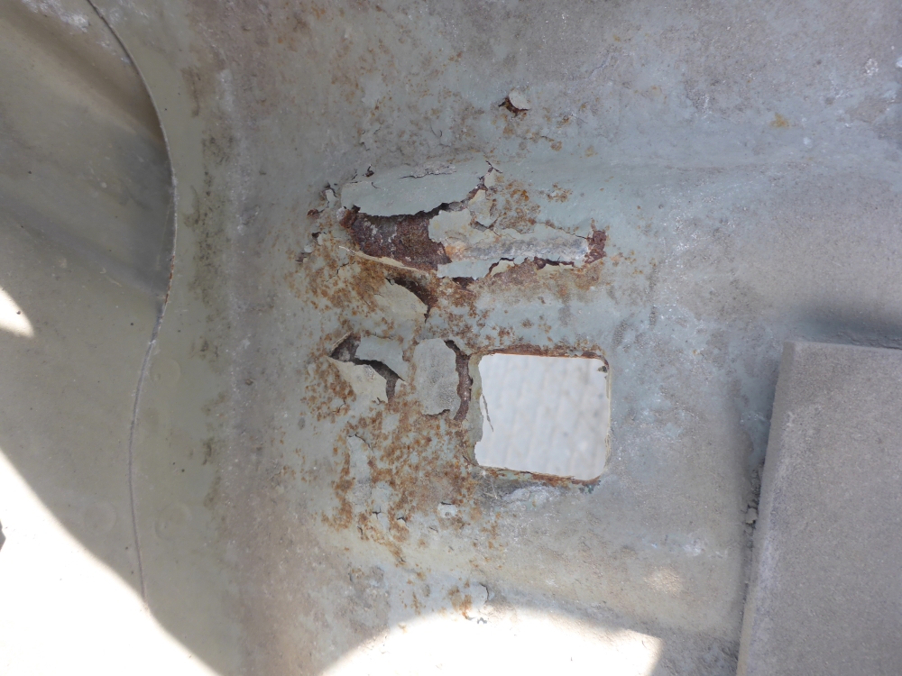 Лонжерон передний правый