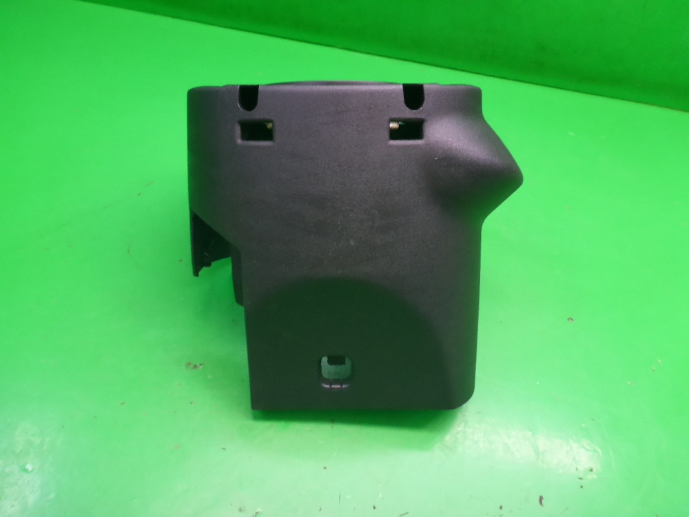 Кожух рулевой колонки