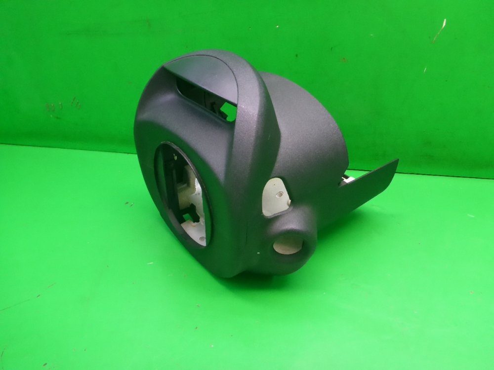 Кожух рулевой колонки