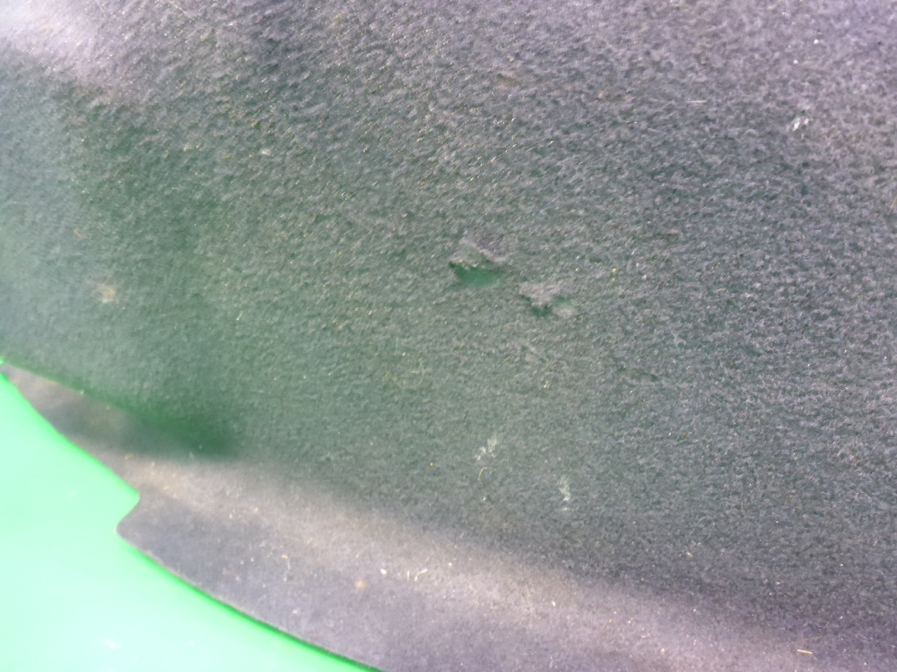 Обшивка багажника