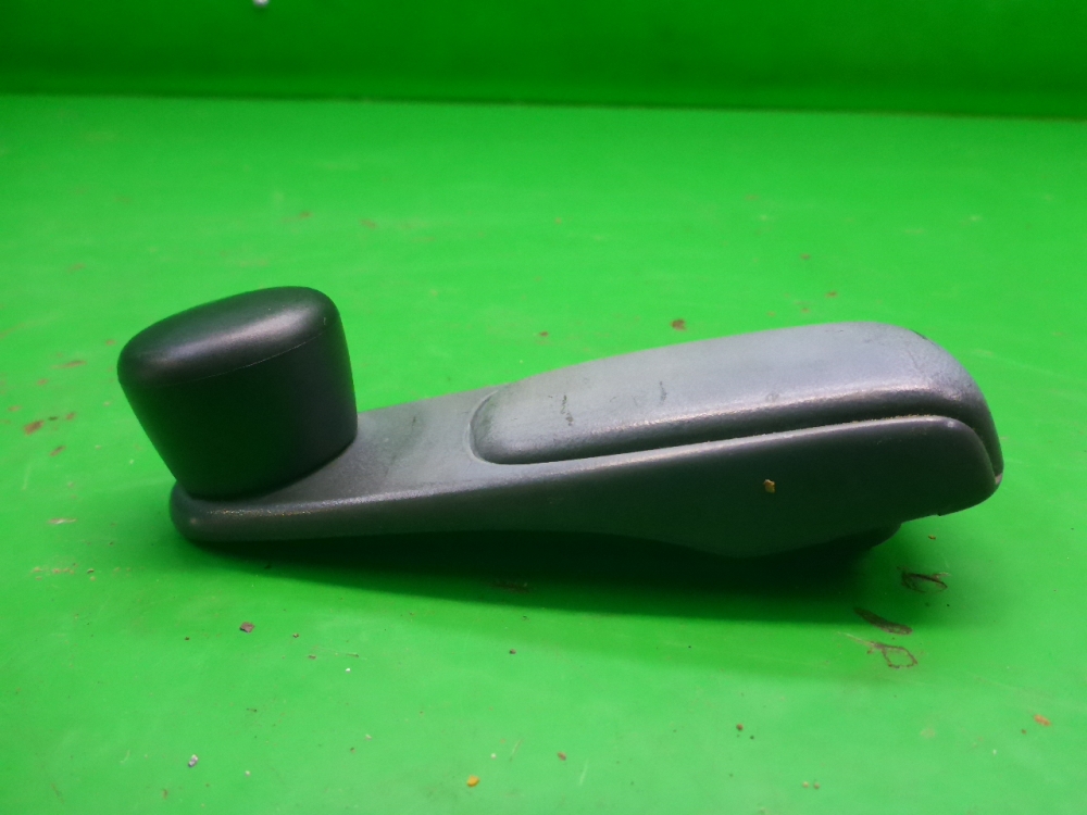 Ручка стеклоподъемника