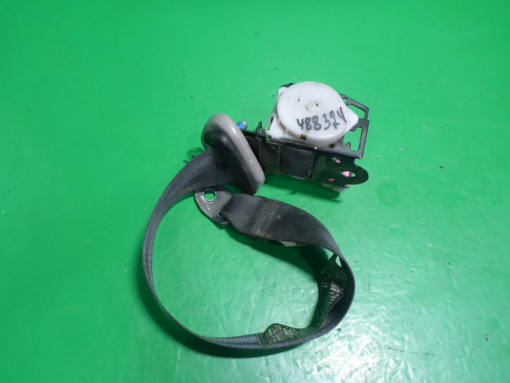 Ремень безопасности