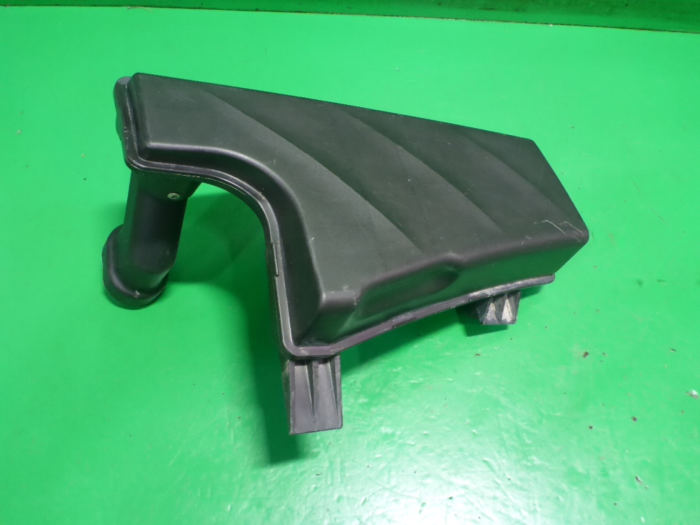 Резонатор воздушного фильтра