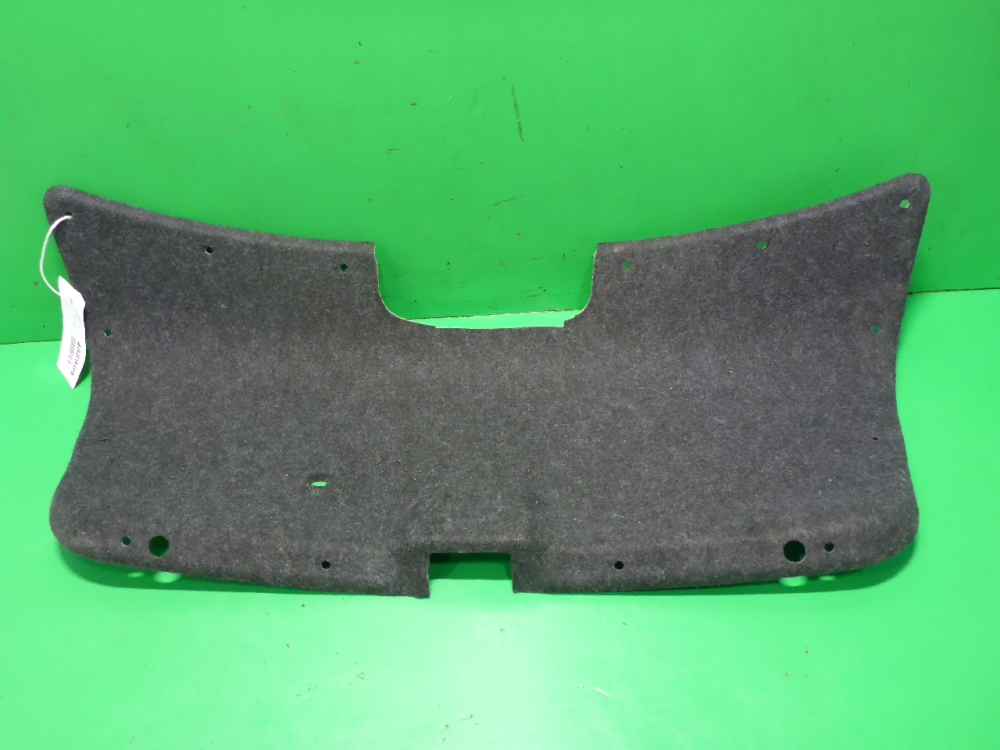 Обшивка двери багажника