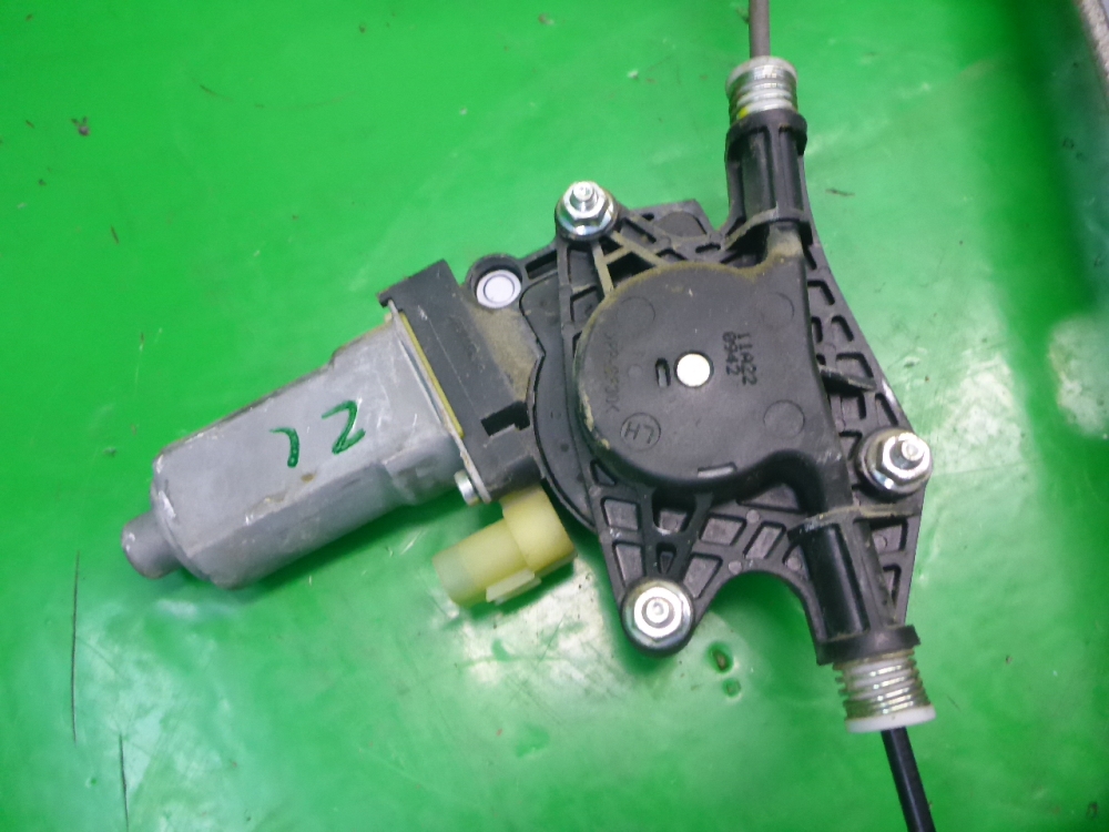 Стеклоподъемник электр. задний левый