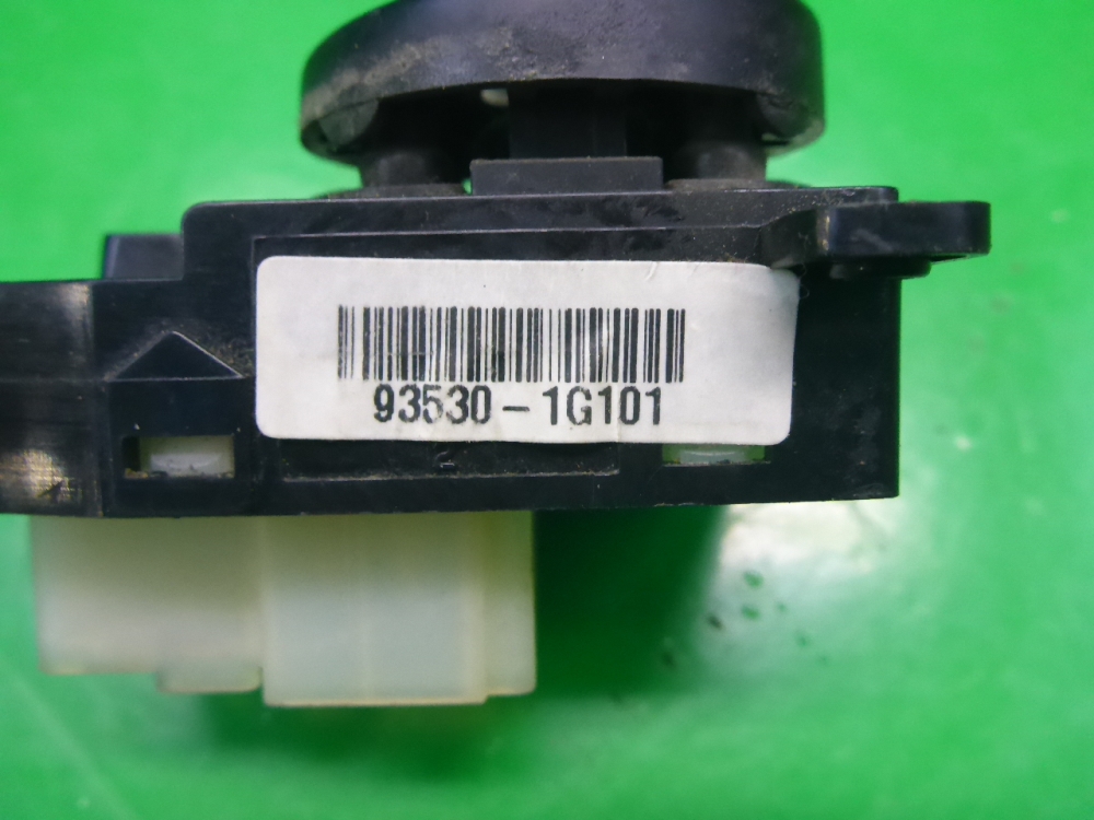 Переключатель регулировки зеркал