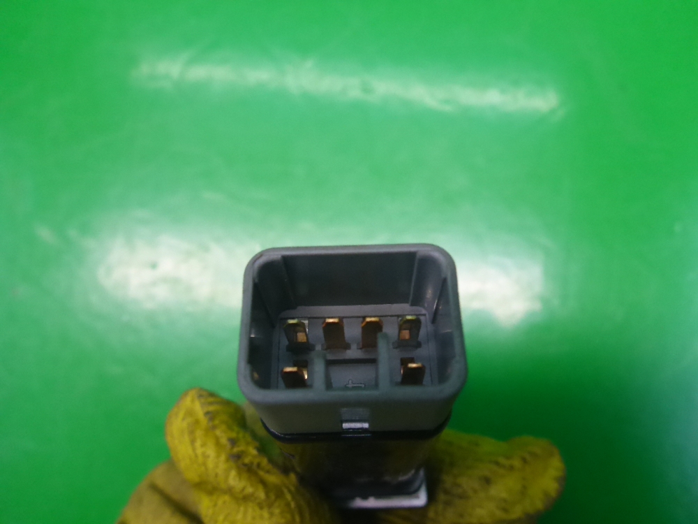 Кнопка обогрева сидений