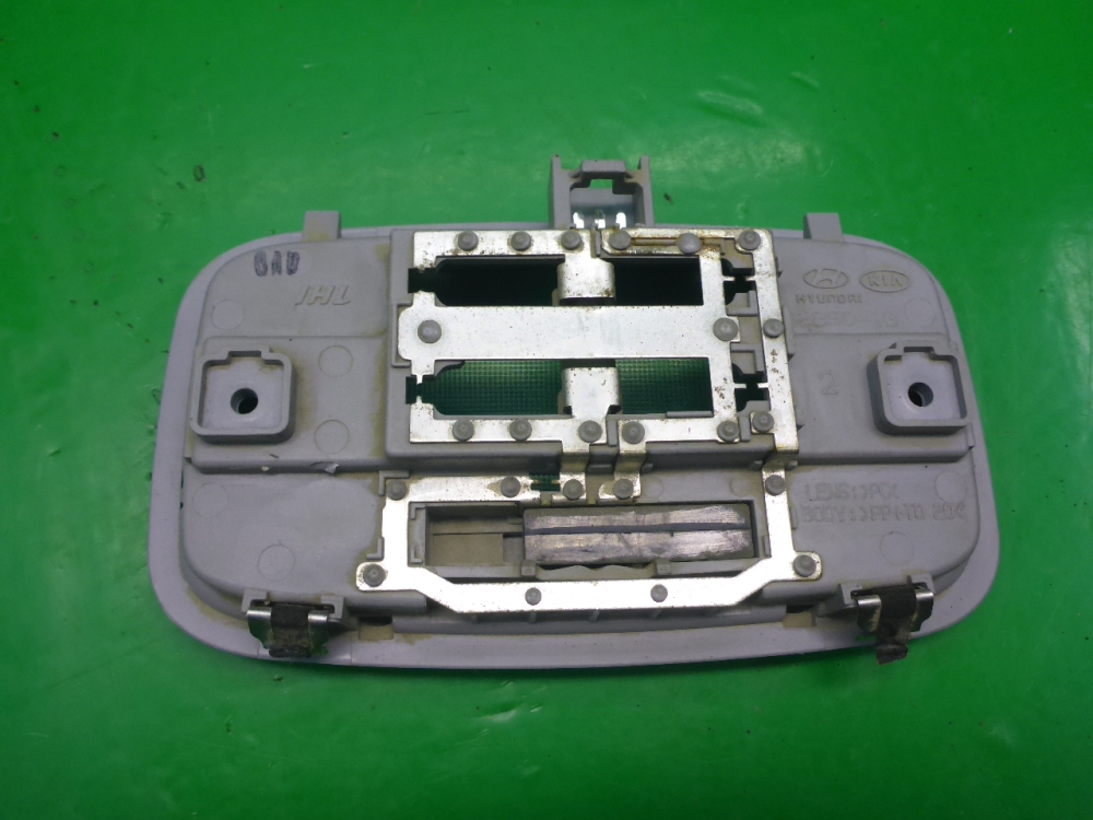 Плафон салонный