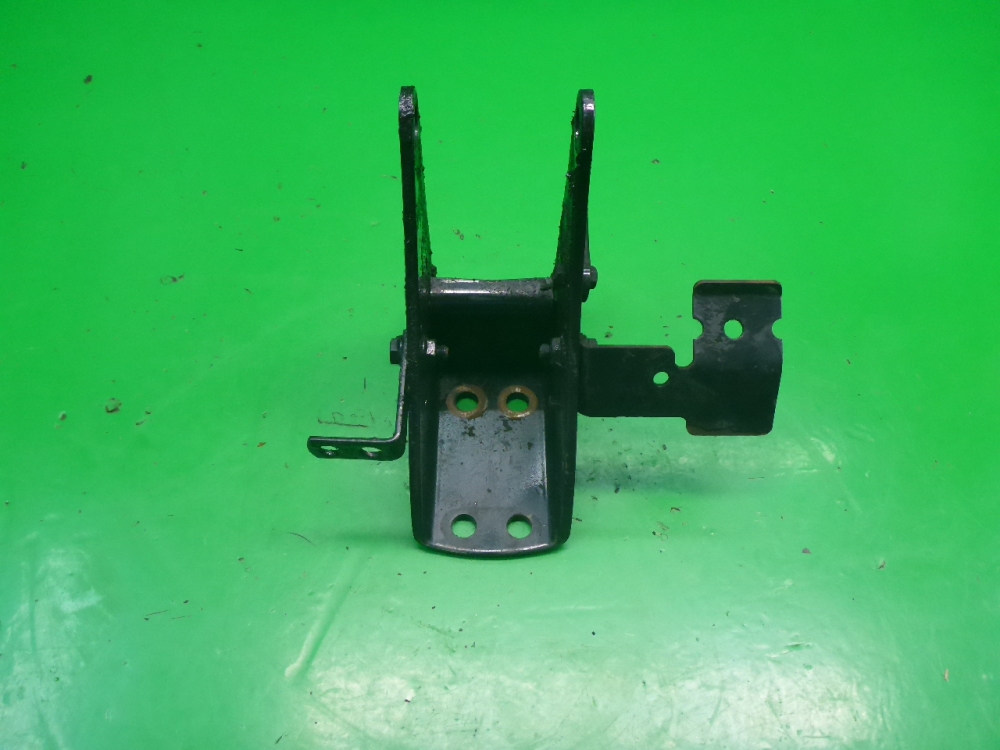 Кронштейн крепления торсиона