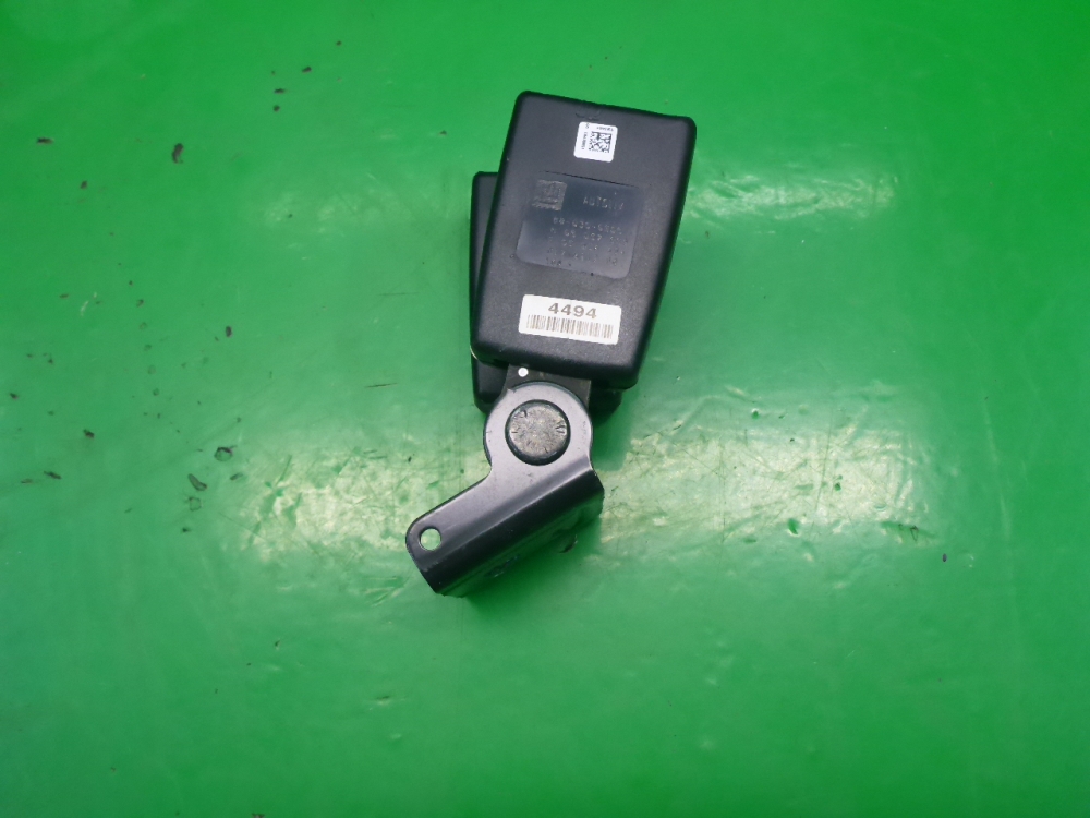 Ответная часть ремня безопасности