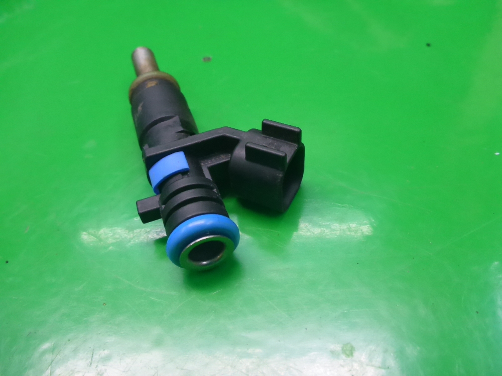 Форсунка инжекторная электрическая