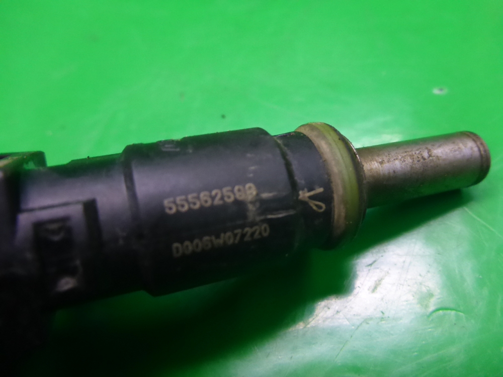 Форсунка инжекторная электрическая