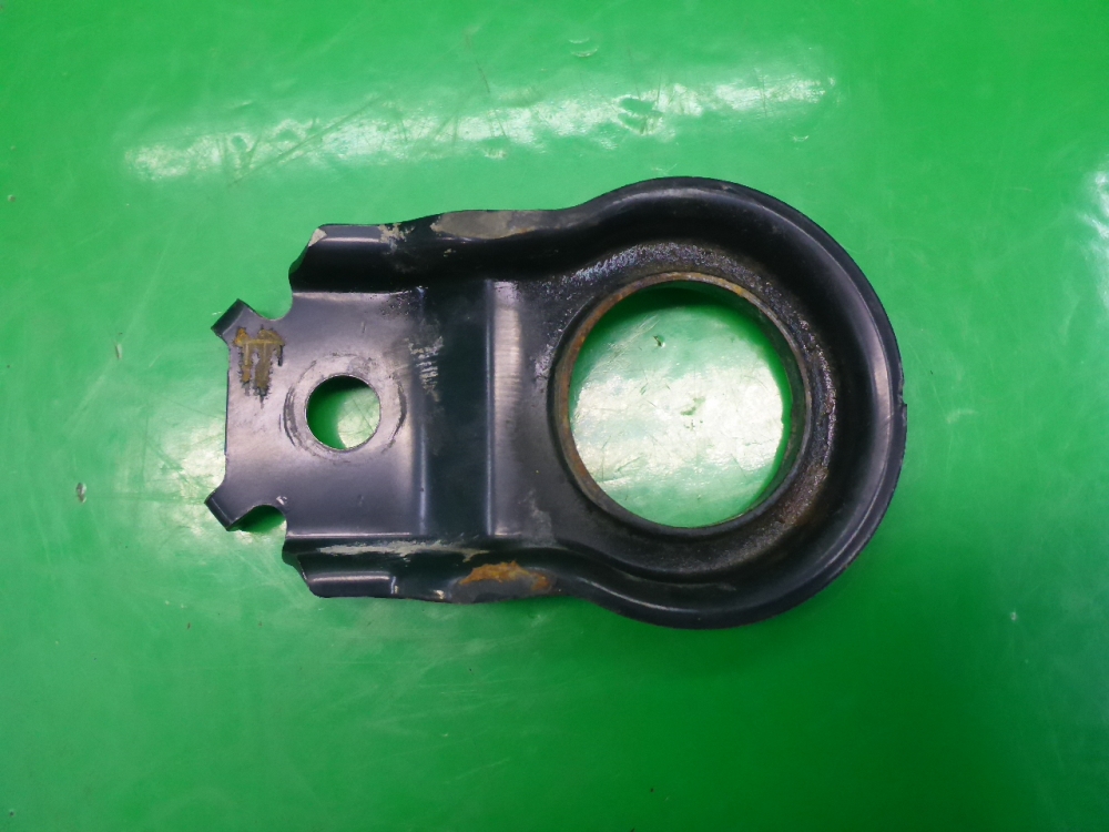 Кронштейн радиатора