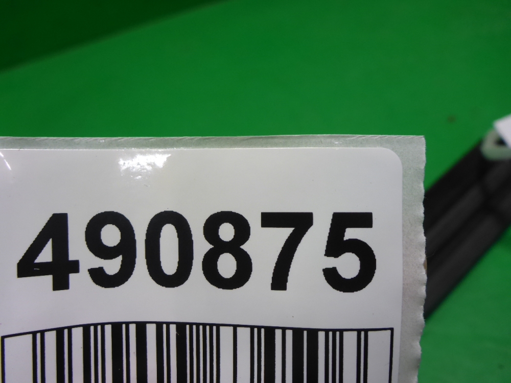 Накладка стекла заднего левого