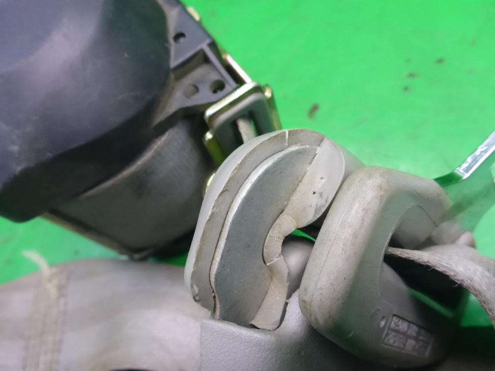 Ремень безопасности