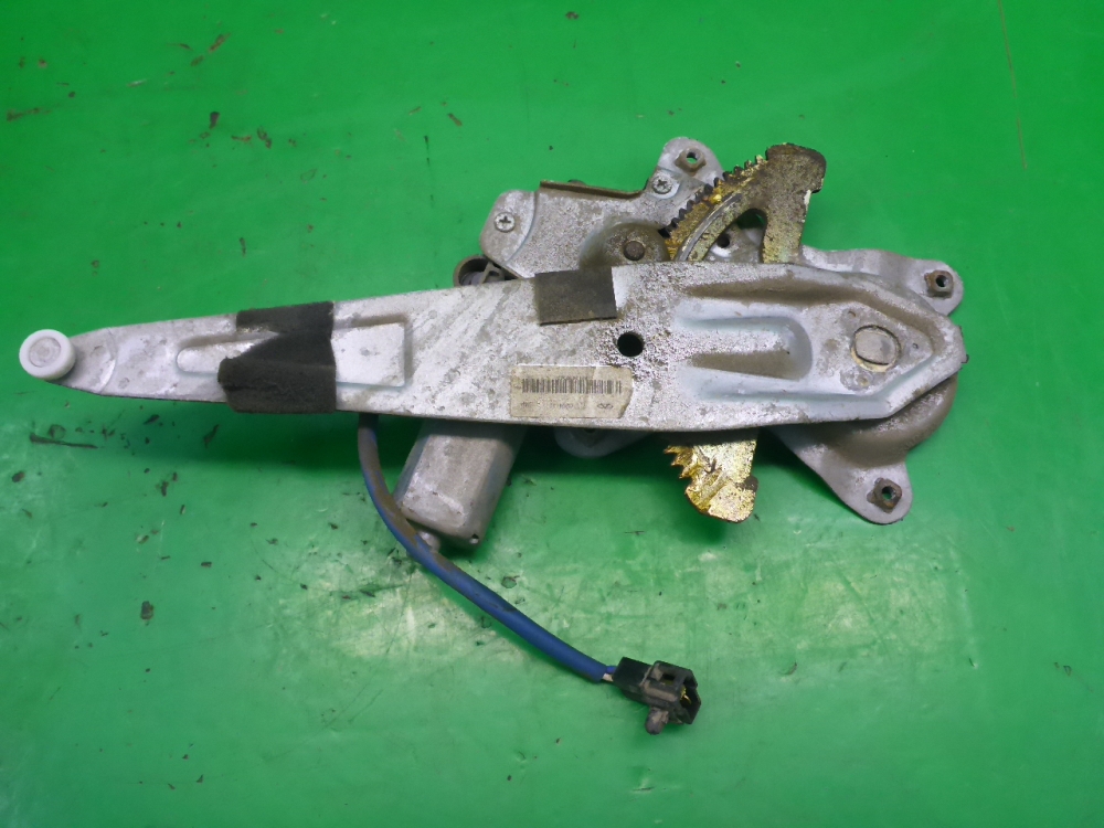 Стеклоподъемник электр. задний левый