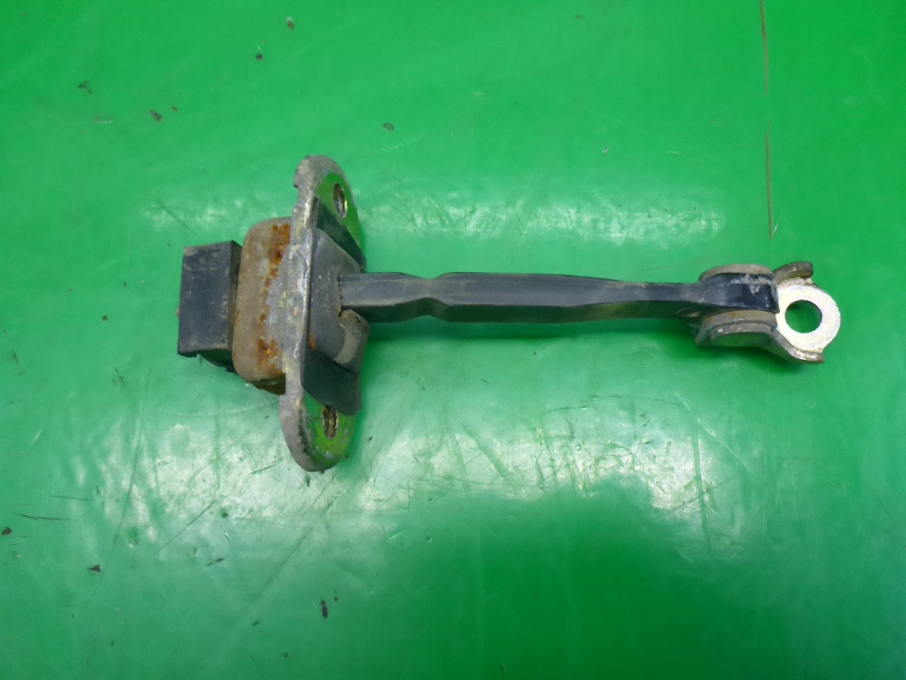 Ограничитель двери