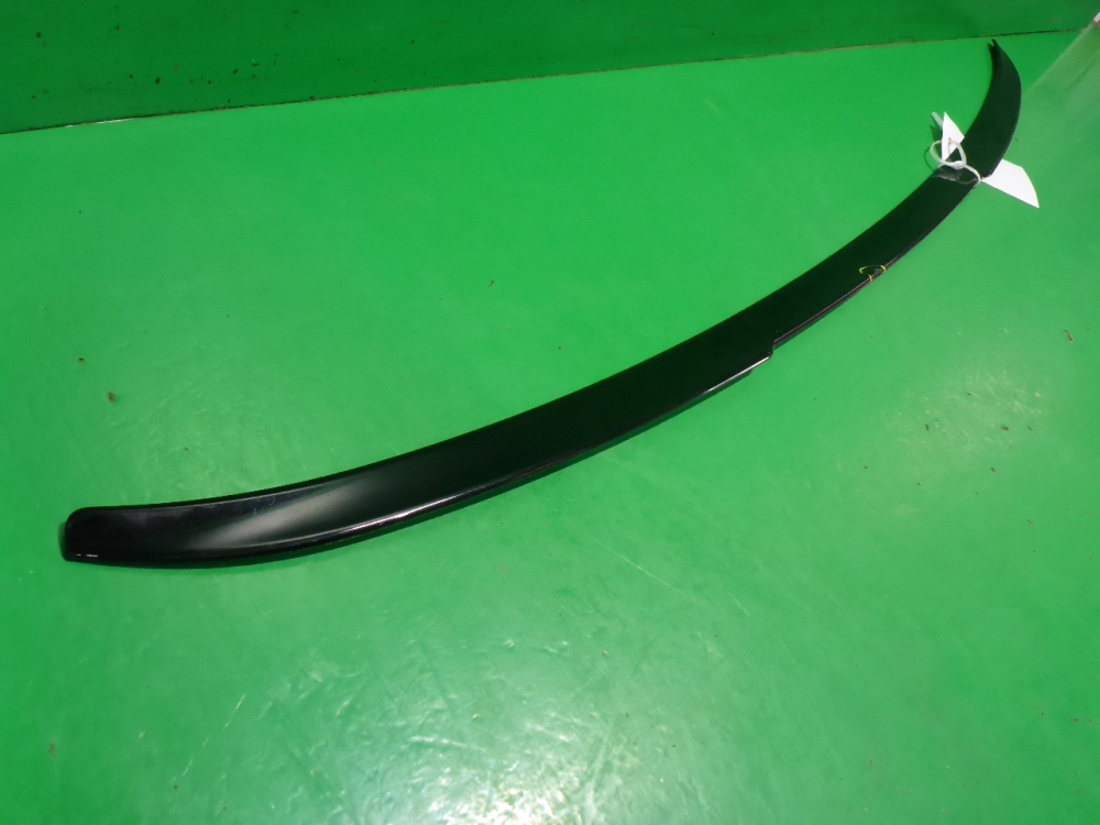 Спойлер (дефлектор) крышки багажника