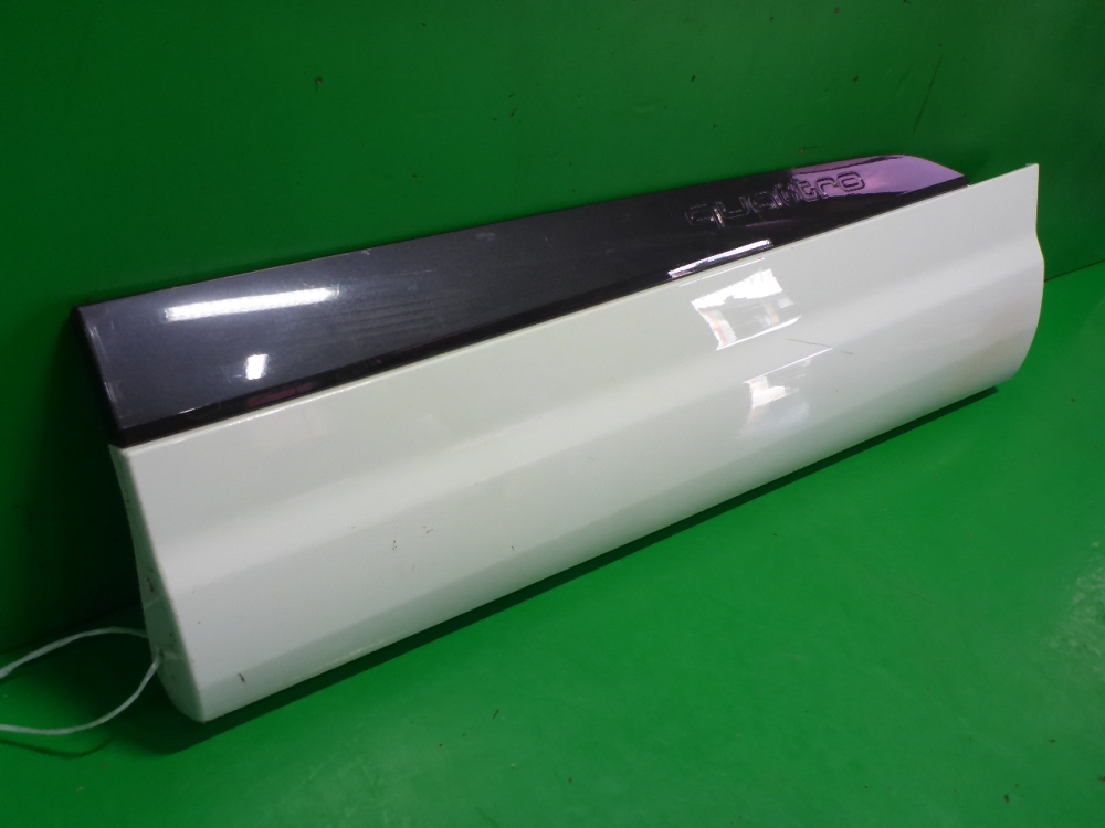 Накладка двери задней левой