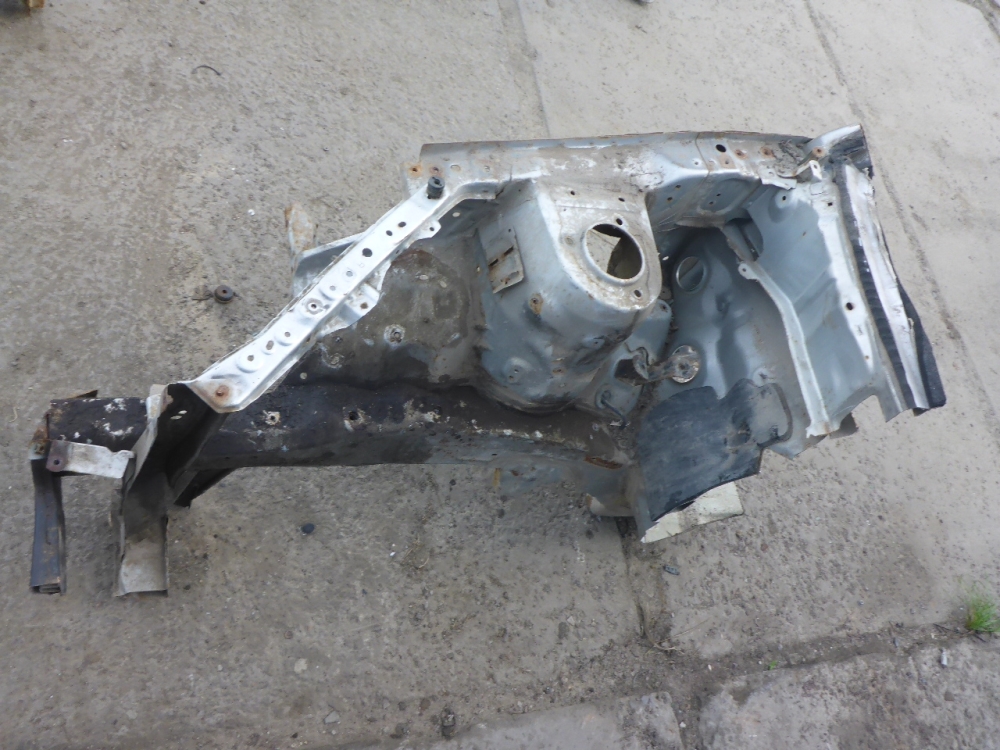 Лонжерон передний правый