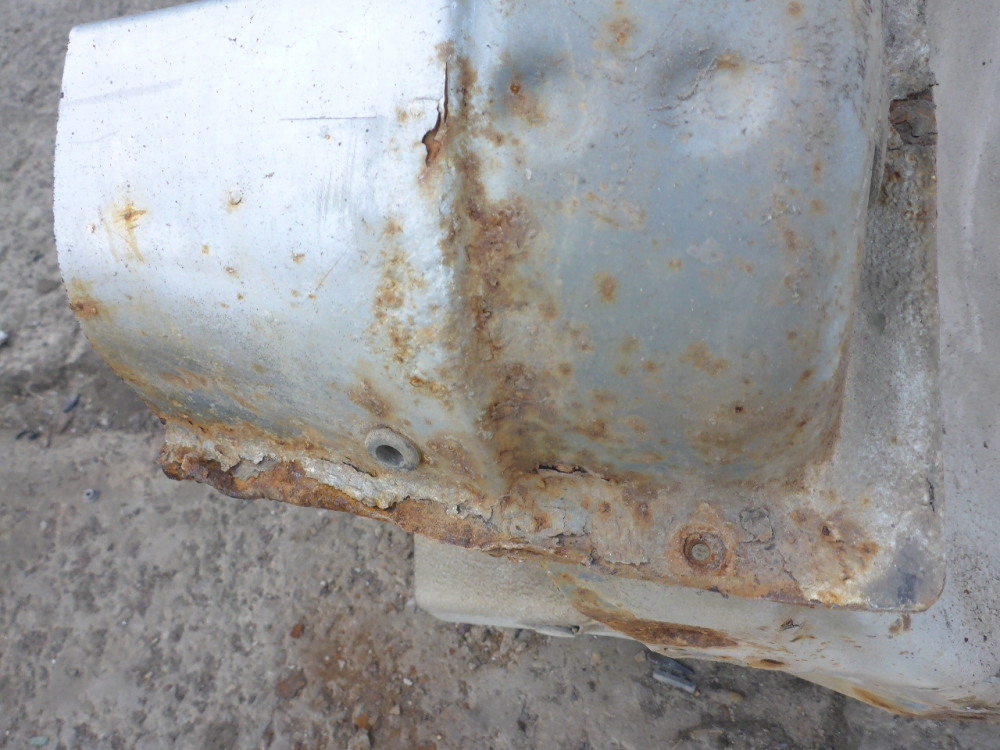 Лонжерон передний правый