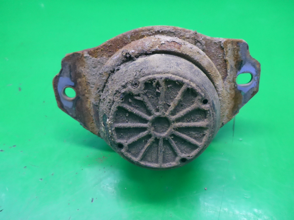 Опора двигателя