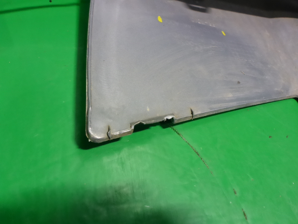 Накладка переднего бампера