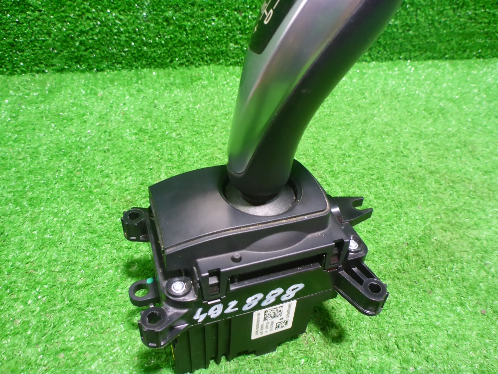 Кулиса МКПП / АКПП