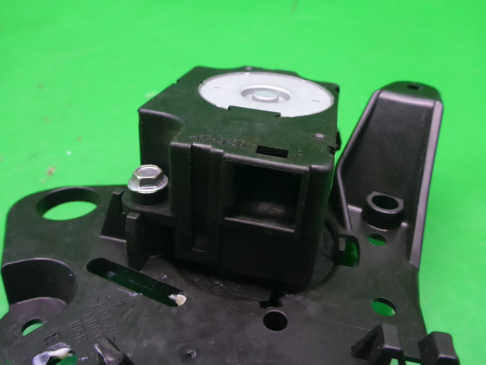 Моторчик заслонки печки