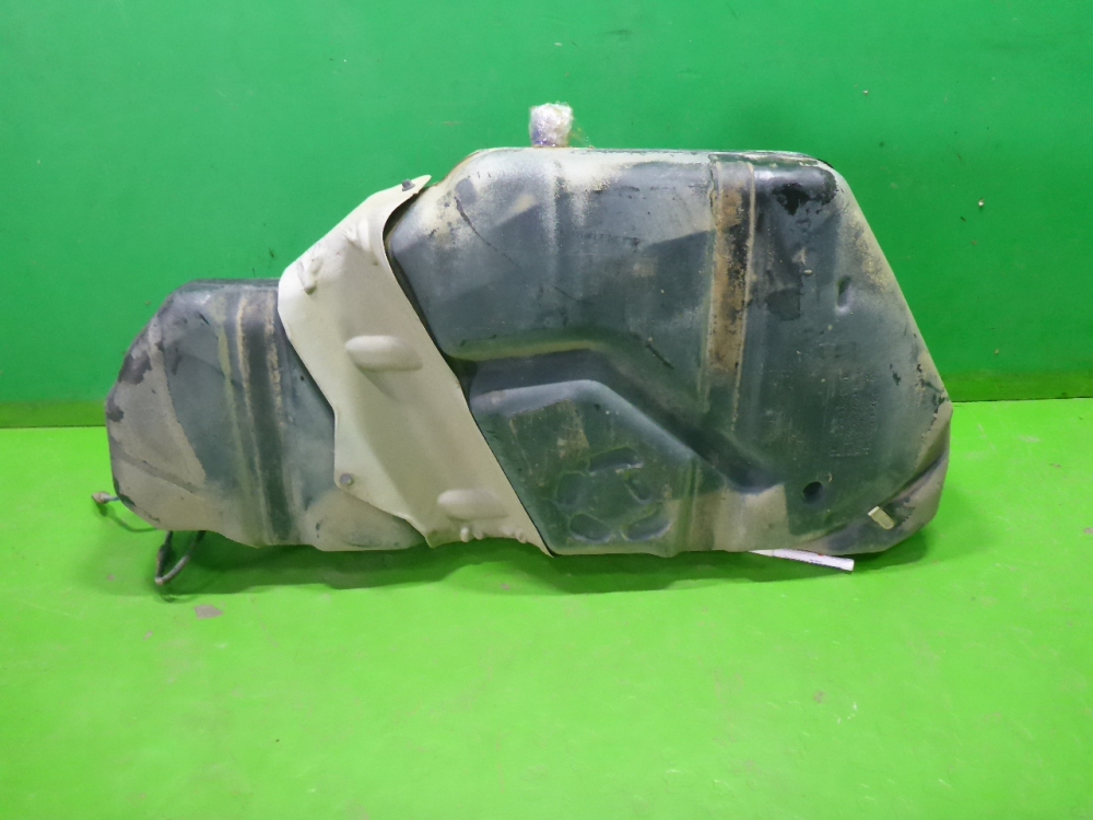 Бак топливный