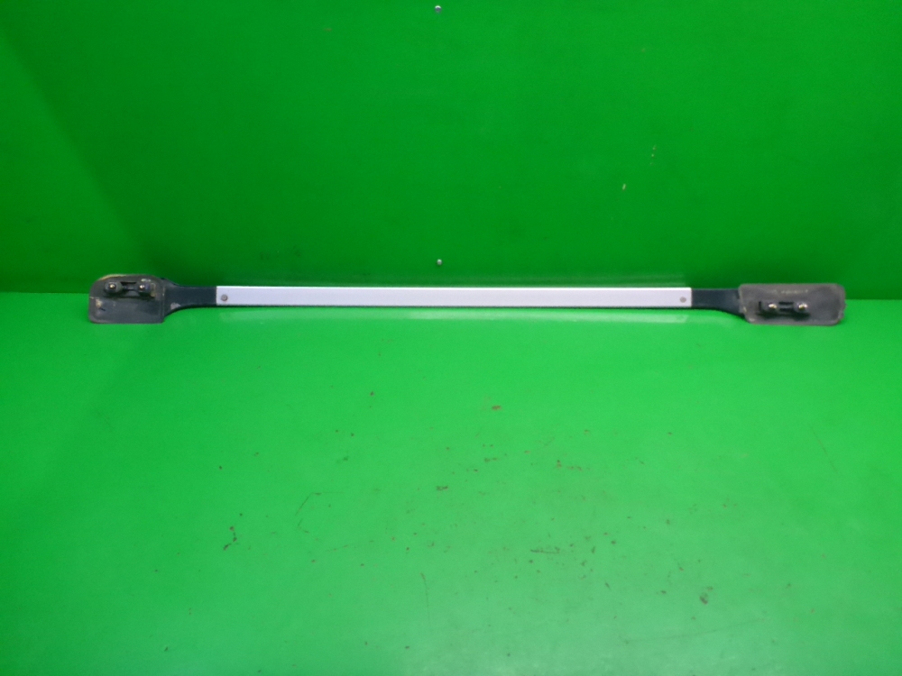 Рейлинг (релинг) левый (планка на крышу)