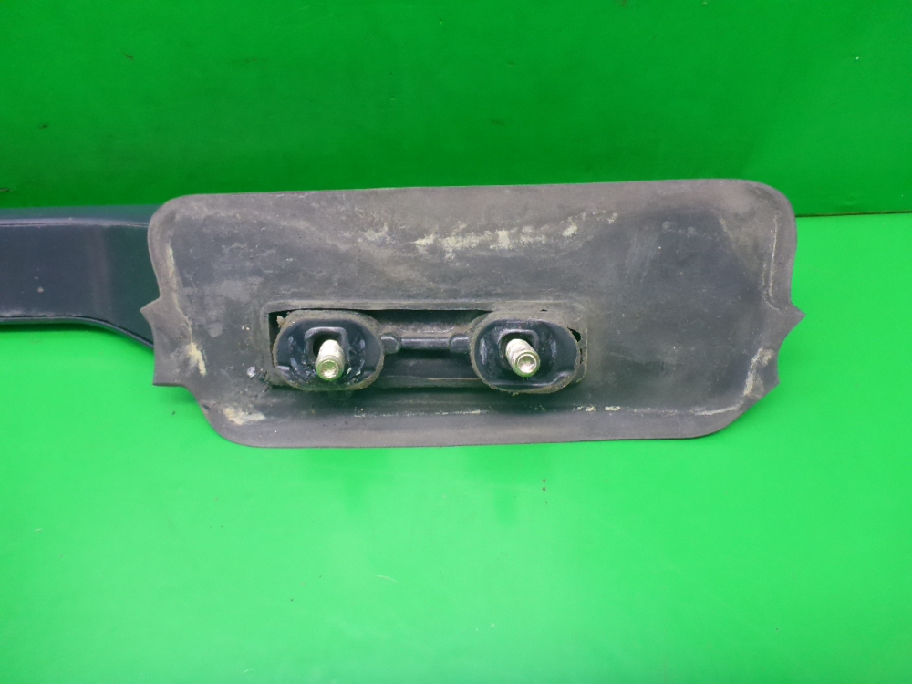 Рейлинг (релинг) левый (планка на крышу)