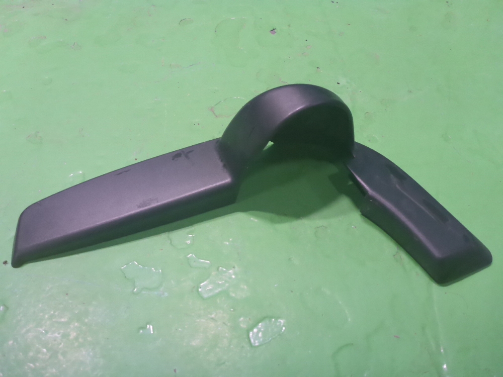 Накладка зеркала правого