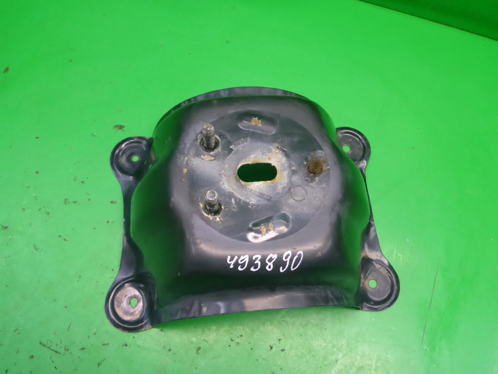 Кронштейн крепления запасного колеса