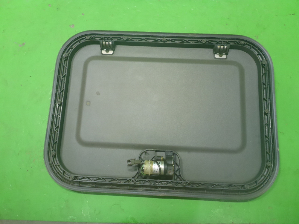 Люк в сборе механический