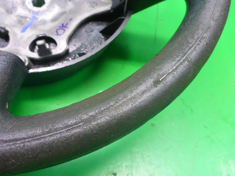 Рулевое колесо (руль)