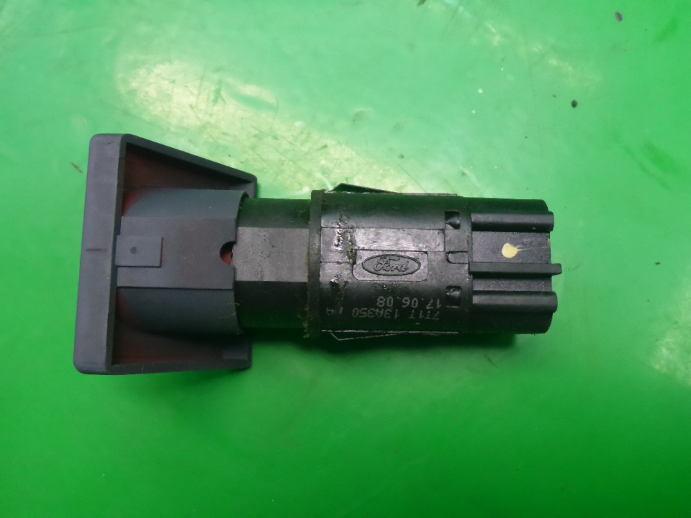 Кнопка аварийной остановки