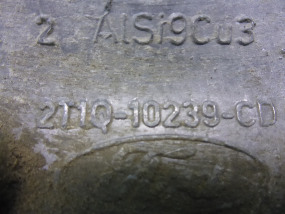 Кронштейн генератора