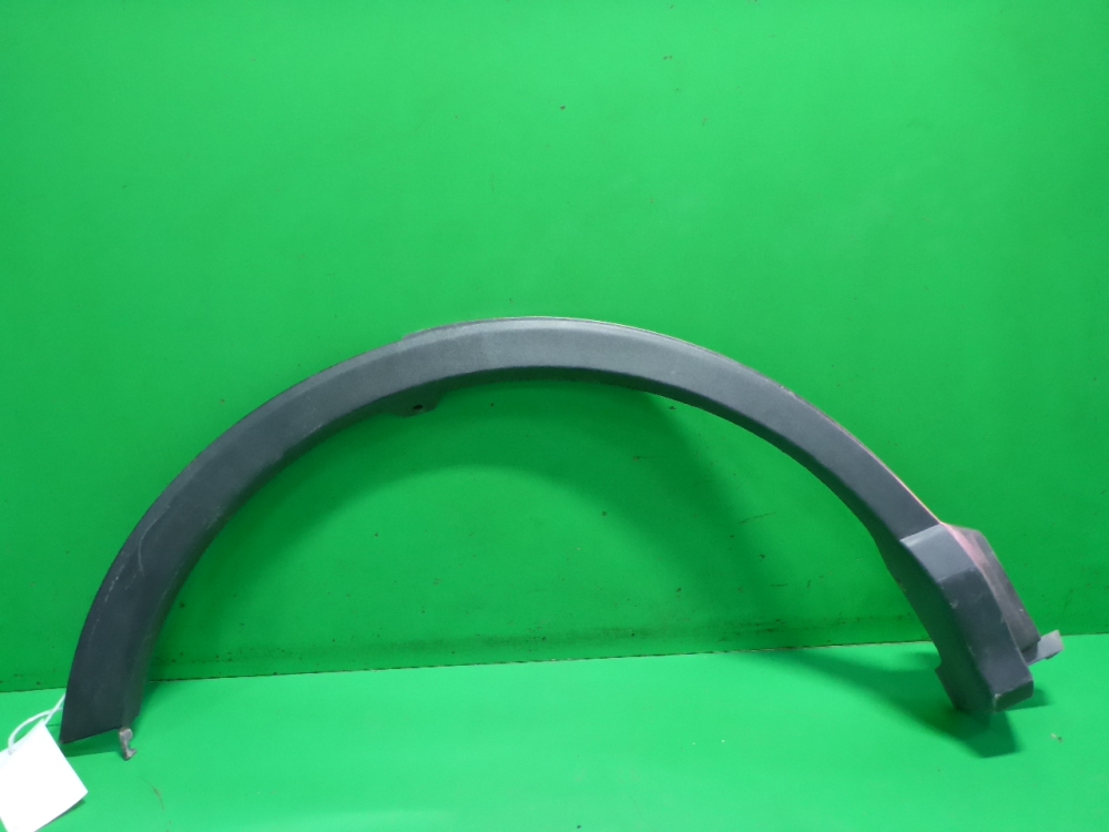 Накладка заднего крыла правого