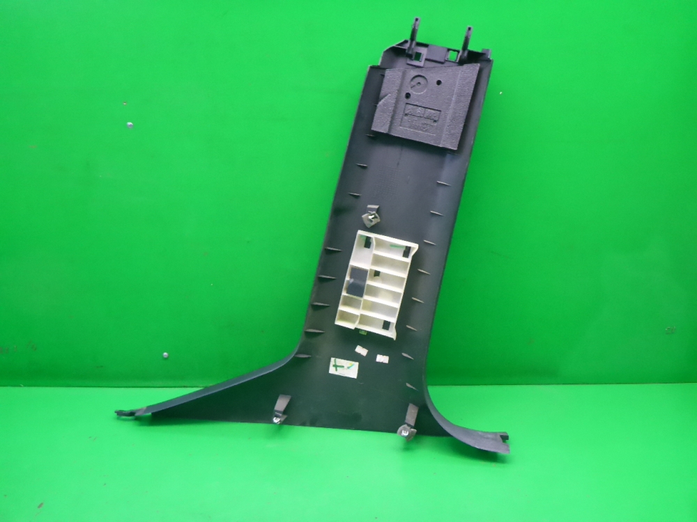 Обшивка стойки