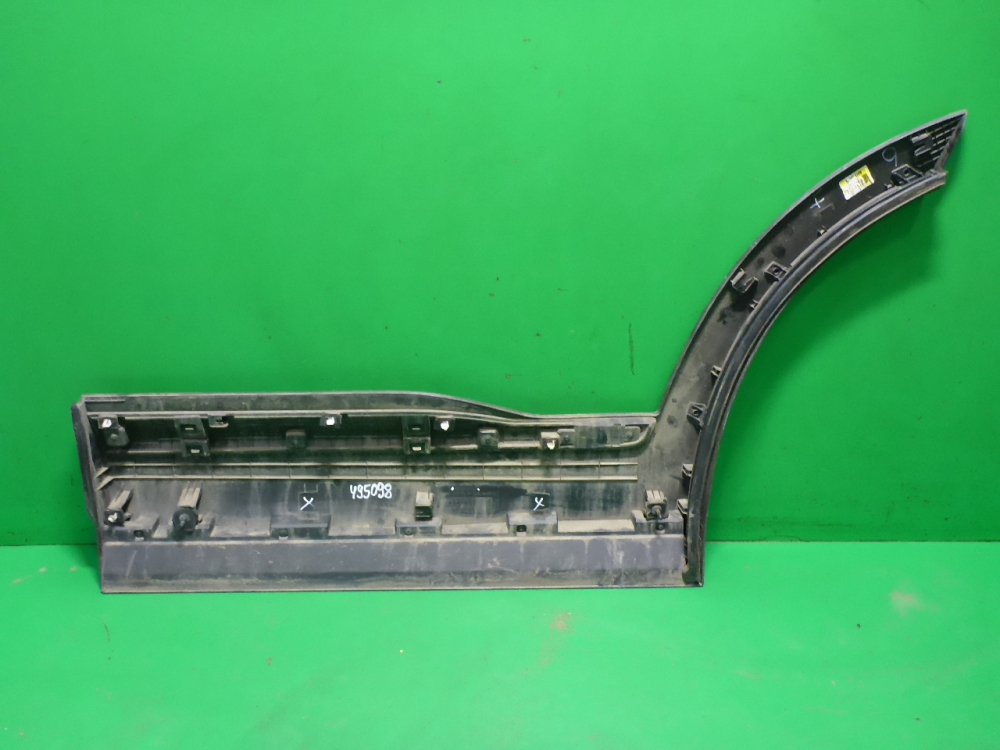 Накладка двери задней правой