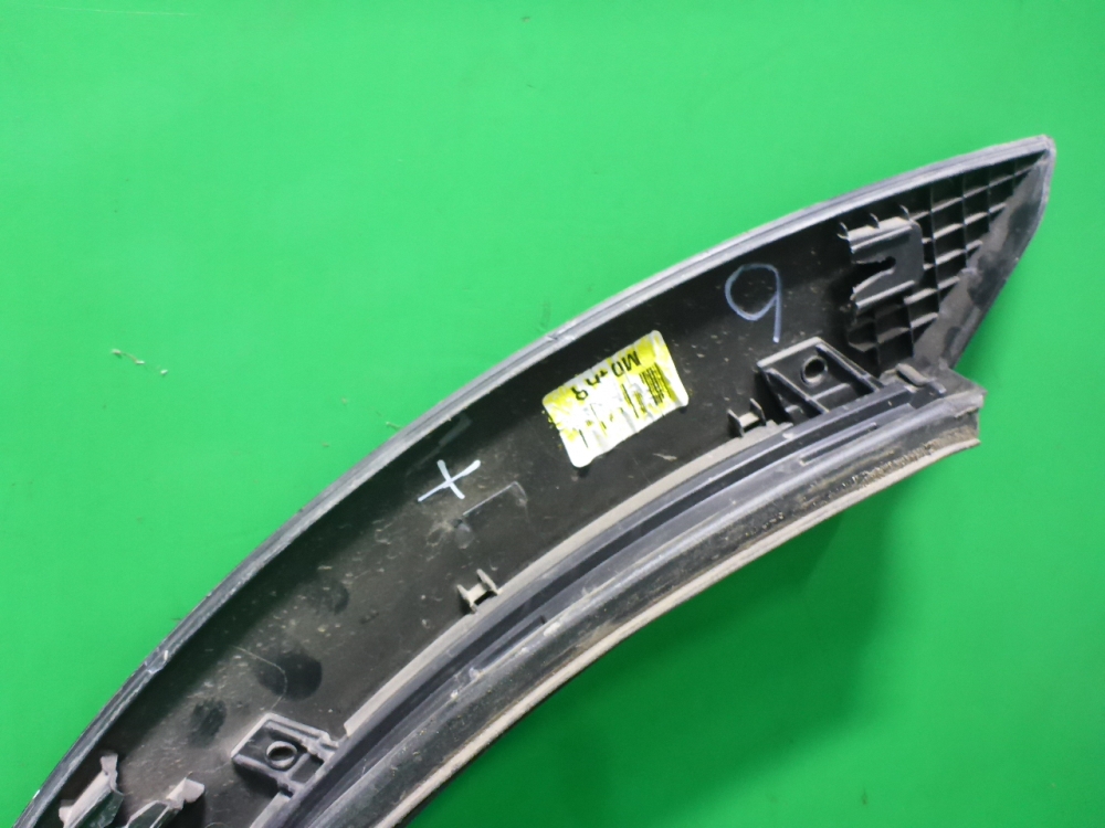 Накладка двери задней правой