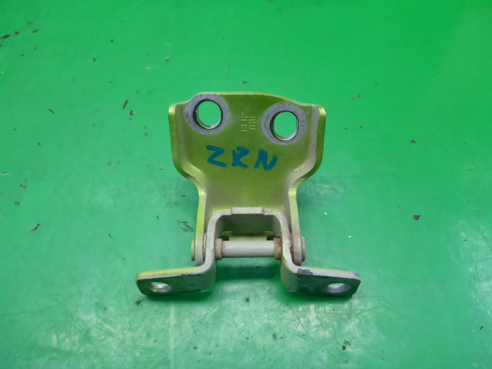 Петля двери задней правой нижняя